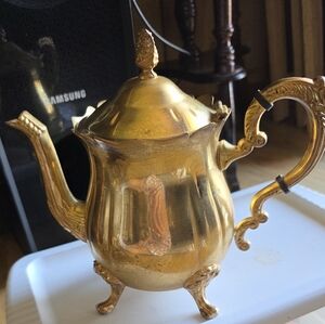 Vintage Elegant Gold Plated Teapot